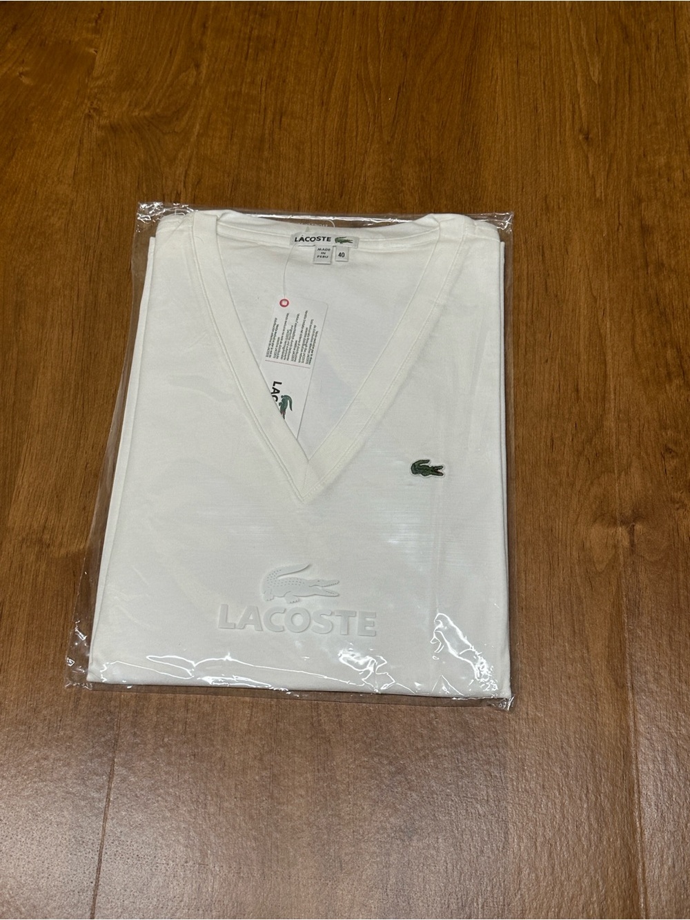 Lacoste White V-Neck Tee with Green Crocodile Logo size 8/40 - Picture 6 of 8